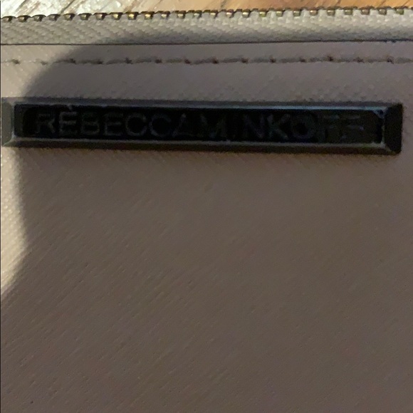 Rebecca Minkoff Zip around wallet light pink - Picture 3 of 7